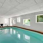 Jerrit - 1-4km From The Sea By Interhome *