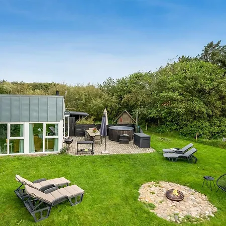 Jerrit - 1-4km From The Sea By Interhome *