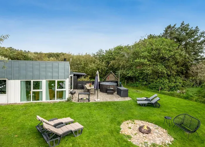 Jerrit - 1-4km From The Sea By Interhome *