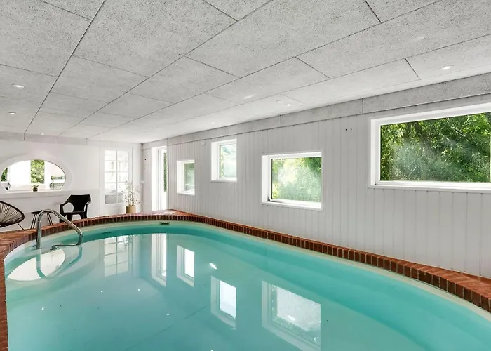 Jerrit - 1-4km From The Sea By Interhome *